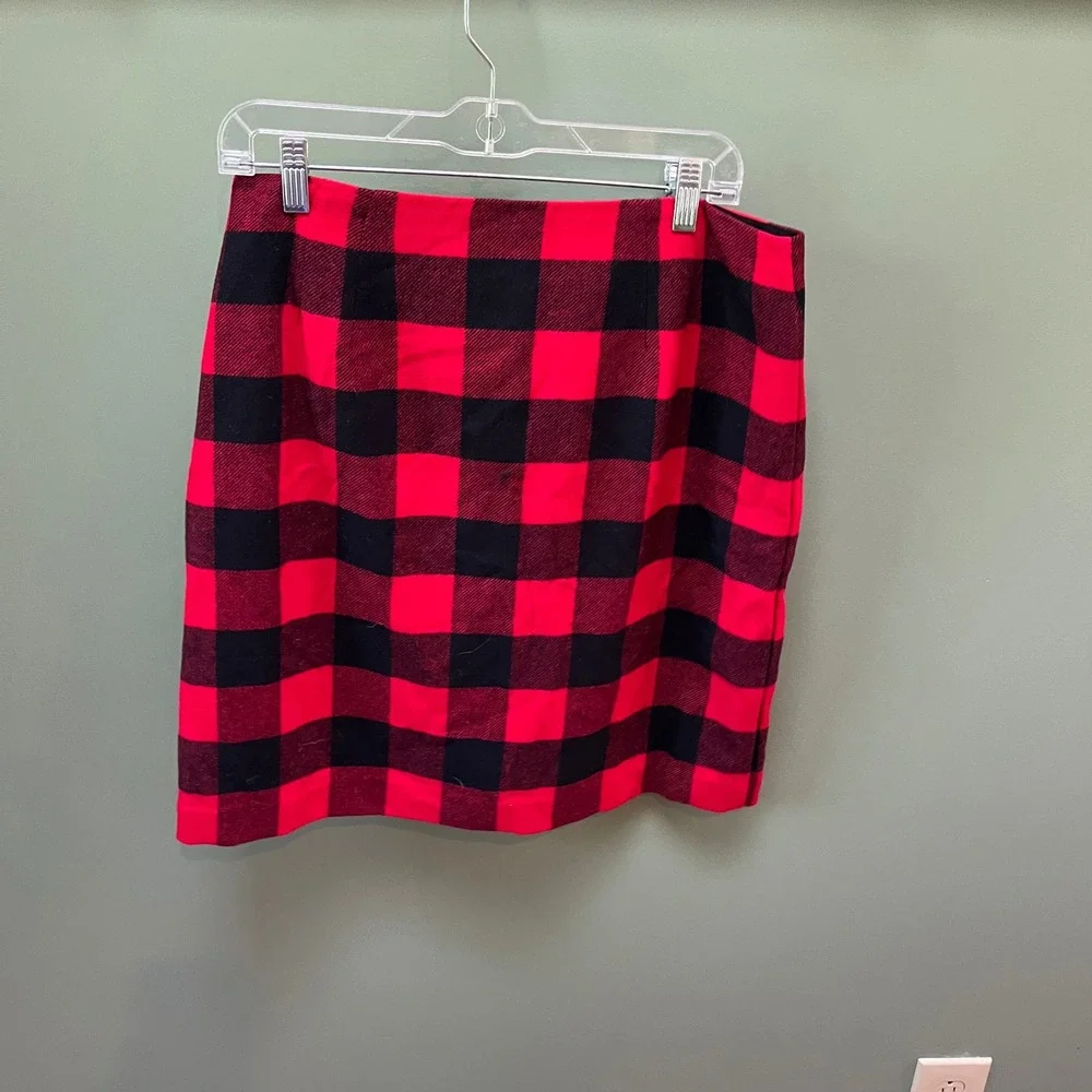 Talbots Women's Red Black Buffalo Plaid Wool Blend Mini Skirt Size 10‎